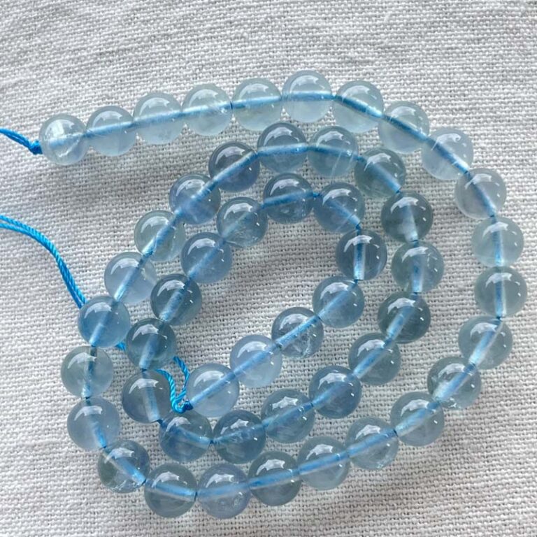 8157