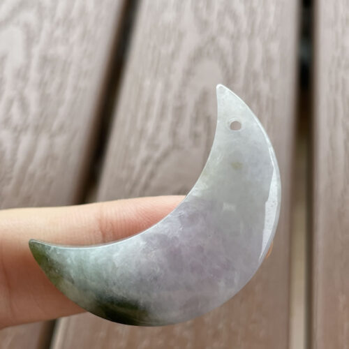 10370