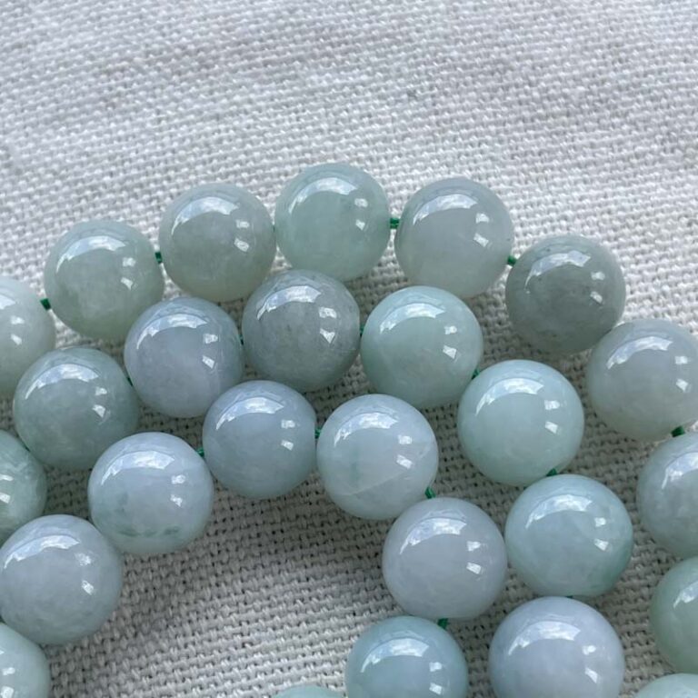10497