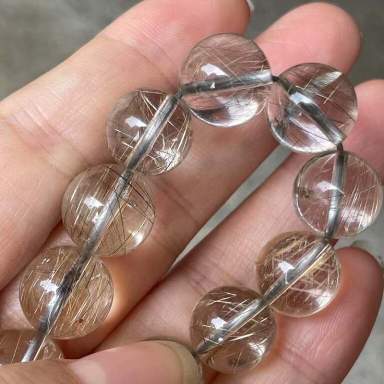 10859