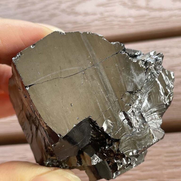 10978